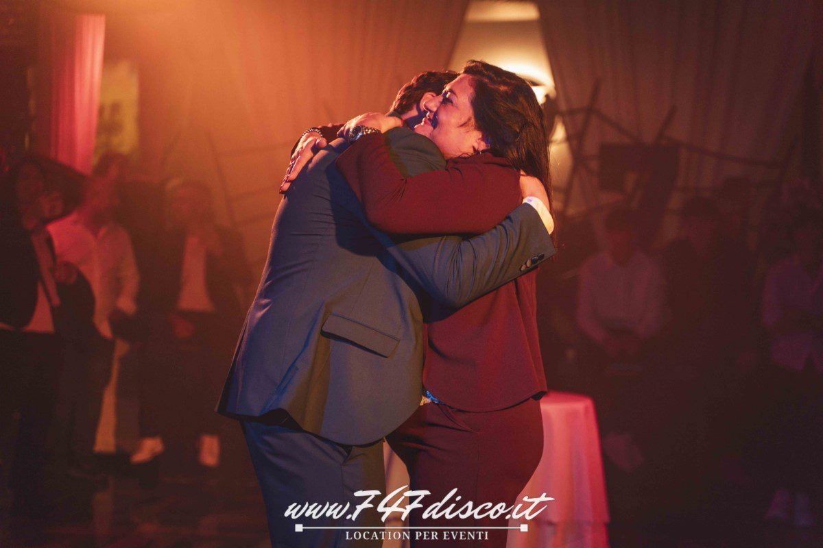 Location 18 anni Roma – 747 Disco con scenografie per la festa di Gabriele