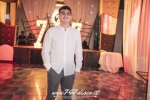 Sala con DJ e Open Bar a Roma - massimo-49