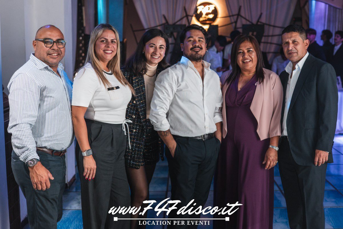 Buffet all-inclusive Roma – festa 18 anni di Riccardo al 747 Disco