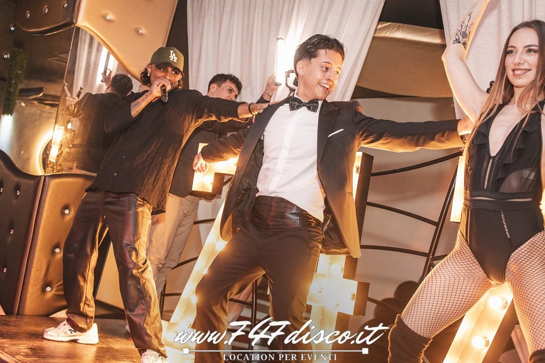 Festa 18 anni Roma Christian in discoteca privata al 747 Disco