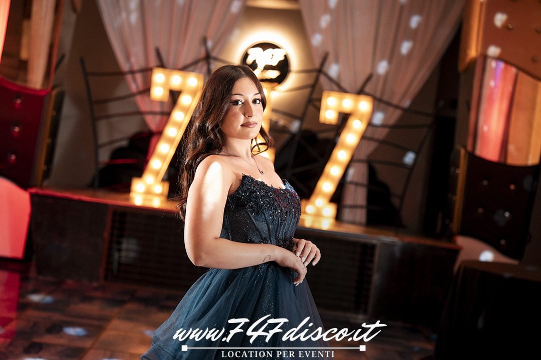 Festa 18 anni Eleonora Roma al 747 Disco