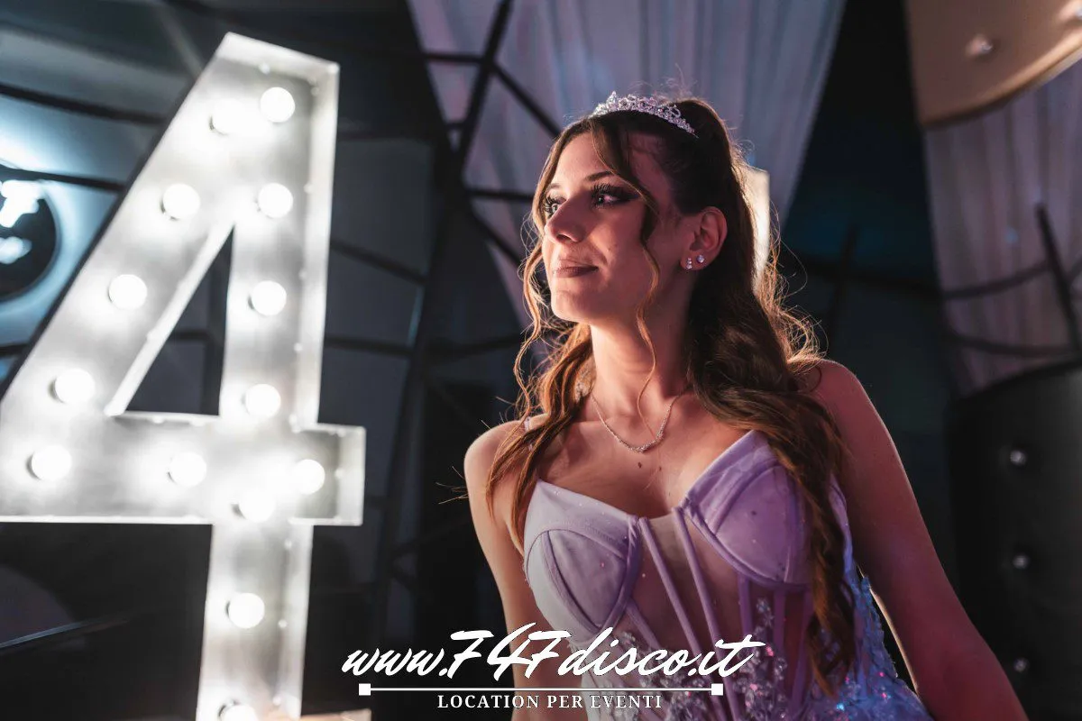Festa 18 anni Alessia Roma al 747 Disco, discoteca privata per diciottesimi