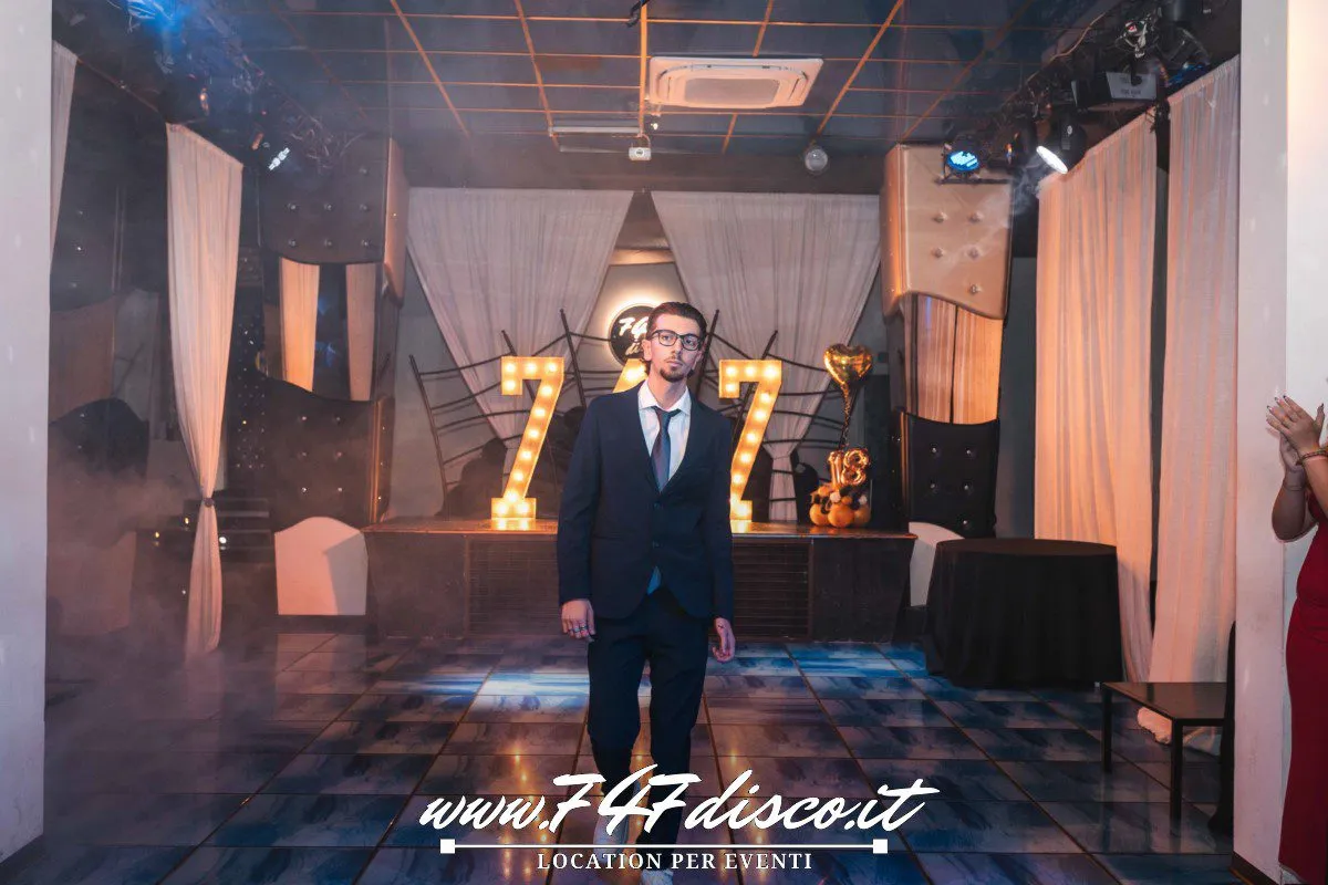 Festa 18 anni Damiano Roma al 747 Disco, discoteca privata per diciottesimi